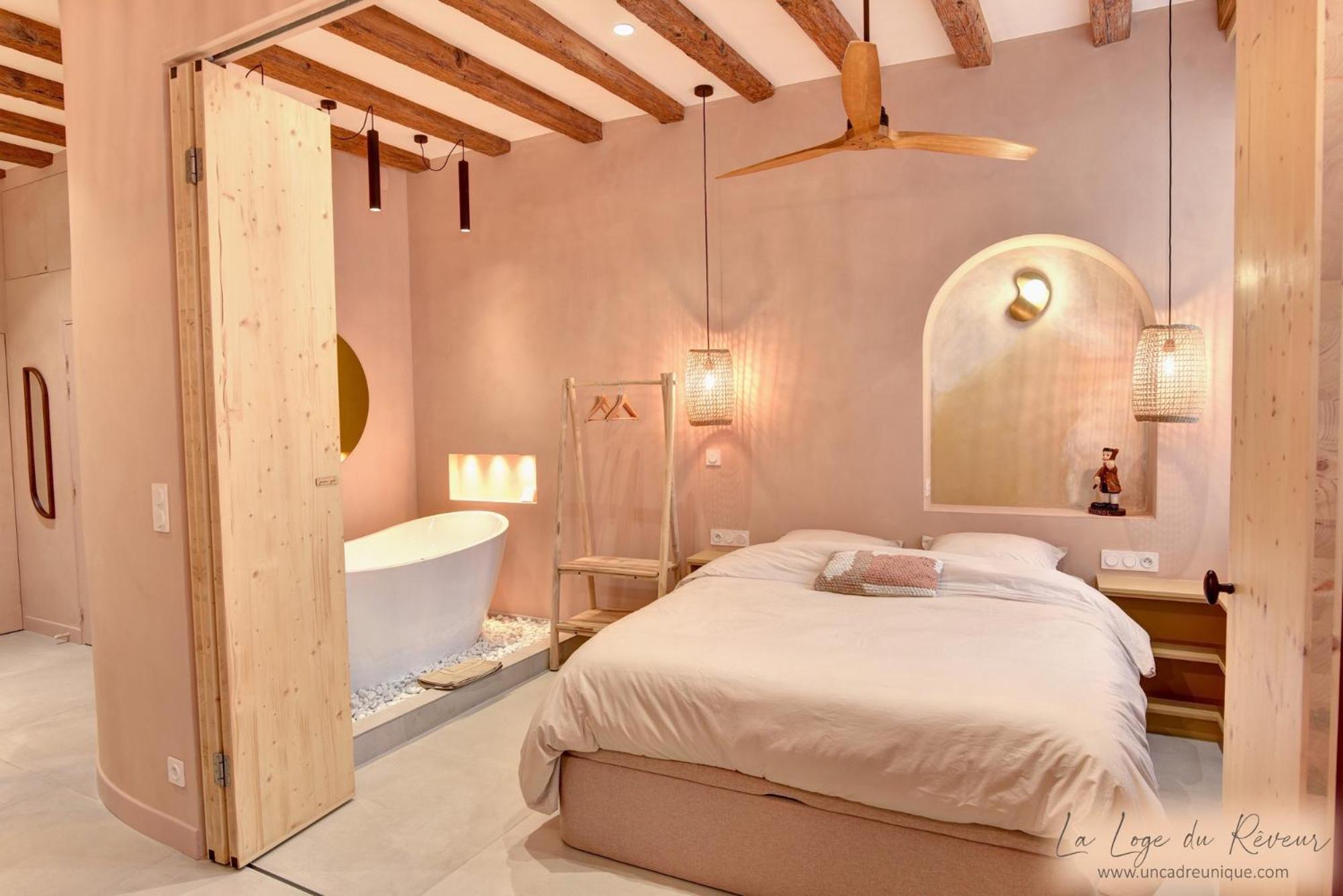La Loge Du Reveur - Spa - Vieux-Lyon Luaran gambar